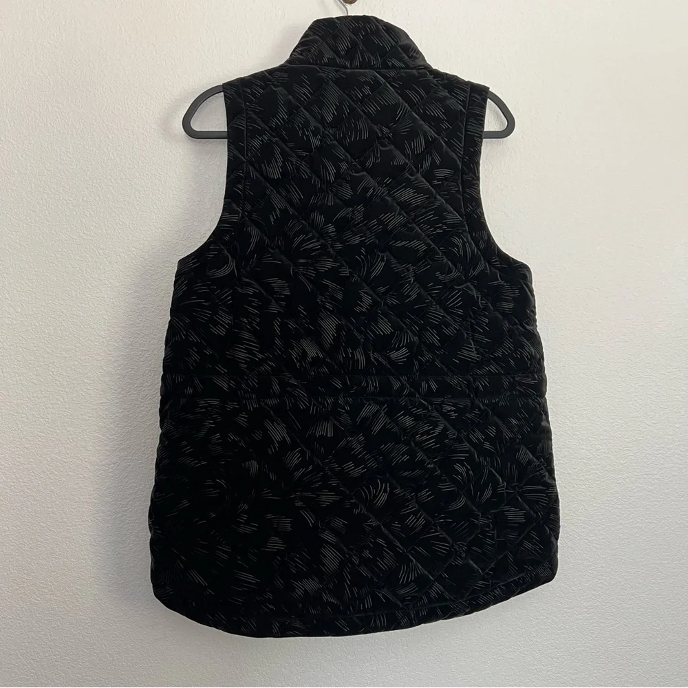 NWT Athleta Whisper Featherless Velvet Vest Black Medium Petite